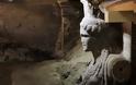 Στον τρίτο θάλαμο του τάφου στην Αμφίπολη - Τι είδαν οι ανασκαφείς