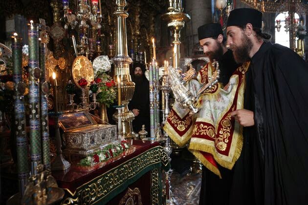 5268 - Φωτογραφίες από την σημερινή Πανήγυρη της Αγίας Ζώνης της Παναγίας στην Ιερά Μονή Βατοπαιδίου - Φωτογραφία 15