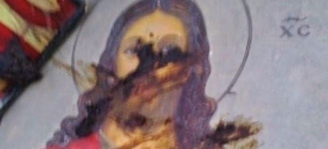 Bεβήλωσαν εκκλησία στην Κρήτη - Αφόδευσαν και ούρησαν πάνω σε εικόνες του Ιησού - Φωτογραφία 1