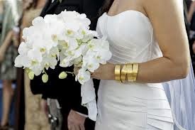 Κόντεψε να μείνει η νύφη: Ποια πασίγνωστη τραγουδίστρια πήγε... απρόσκλητη σε γάμο; - Φωτογραφία 1