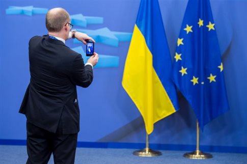 Ταυτόχρονη επικύρωση της συμφωνίας σύνδεσης Ουκρανίας-ΕΕ - Φωτογραφία 1