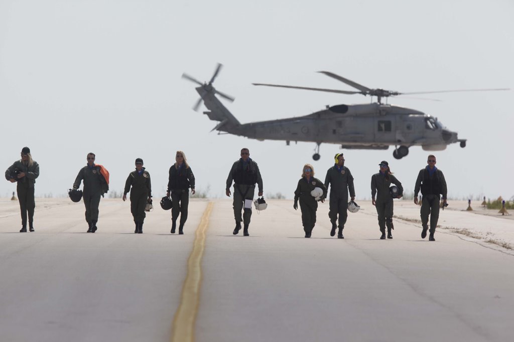 Φαίη Σκορδά-Γιώργος Λιάγκας: Στο Πολεμικό Ναυτικό το trailer της εκπομπής τους - Φωτογραφία 3