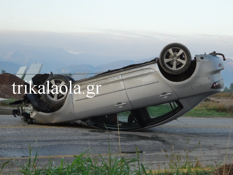 Δείτε φωτογραφίες από το τροχαίο που έγινε σήμερα το πρωί στην Ε.Ο. Τρικάλων – Άρτας - Φωτογραφία 11