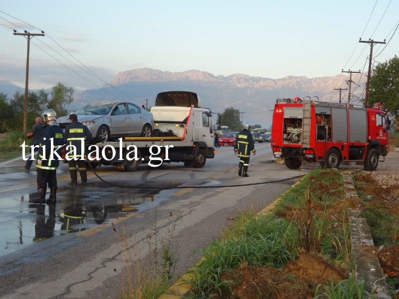 Δείτε φωτογραφίες από το τροχαίο που έγινε σήμερα το πρωί στην Ε.Ο. Τρικάλων – Άρτας - Φωτογραφία 23