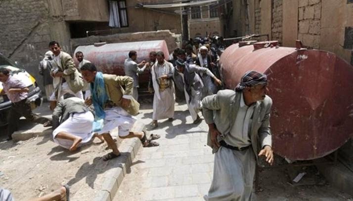Αιματηρές συγκρούσεις σιιτών ανταρτών με στρατιώτες στην Υεμένη - Φωτογραφία 1