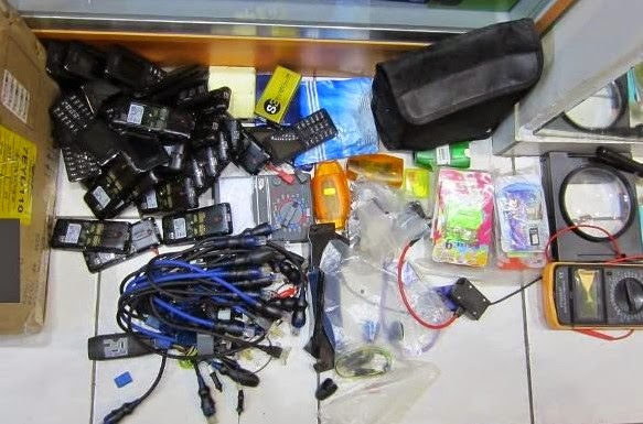 Εκατοντάδες κινητά χωρίς παραστατικά σε μαγαζί στο κέντρο της Αθήνας... - Φωτογραφία 1