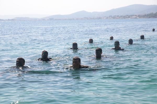 Οι Τούρκοι εκπαιδεύονται να περνούν «αόρατα» τον Έβρο (φωτό) - Φωτογραφία 4