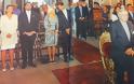 Άνοιξαν τη Μητρόπολη για την επέτειο του τέως με την Άννα Μαρία και τους έβαλαν να καθίσουν σε βασιλικούς θρόνους - Φωτογραφία 3