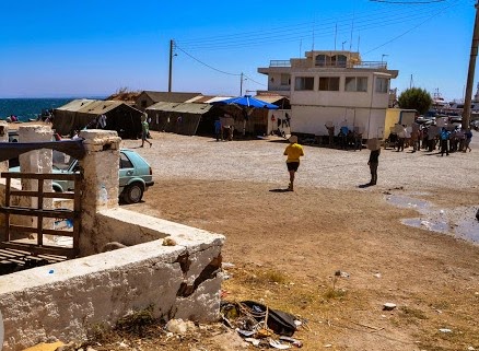 «Ανεξέλεγκτη η κατάσταση με τους μετανάστες» στη Χίο - Φωτογραφία 4