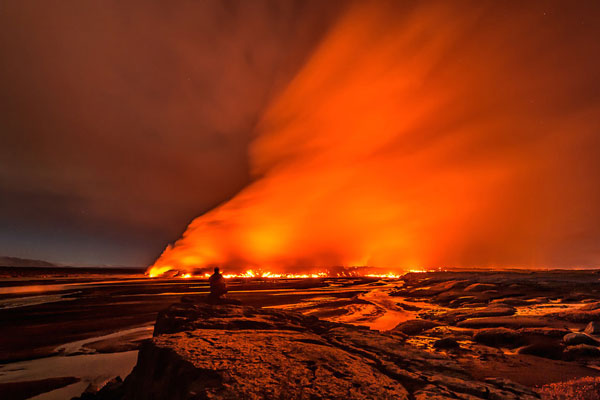 Πανέμορφες εικόνες από έκρηξη ηφαιστείου στην Ισλανδία! - Φωτογραφία 5