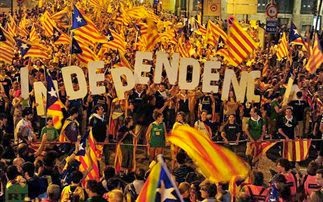Άνοιξε ο δρόμος για το δημοψήφισμα στην Καταλονία - Φωτογραφία 1