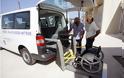 Νέα οχήματα για τους ανθρώπους με αναπηρία στο Ηράκλειο - Συγκίνηση και χαρά κατά την παρουσίαση τους [photos]