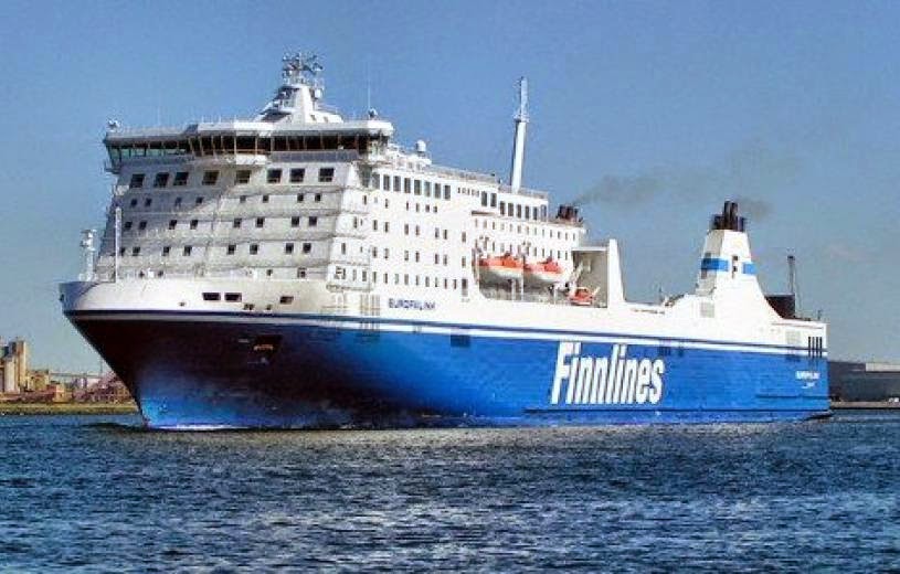 Τρόμος για τους επιβάτες του πλοίου «Εuropalink» - Προσέκρουσε σε νησίδα ανοικτα της Κέρκυρας - Φωτογραφία 1