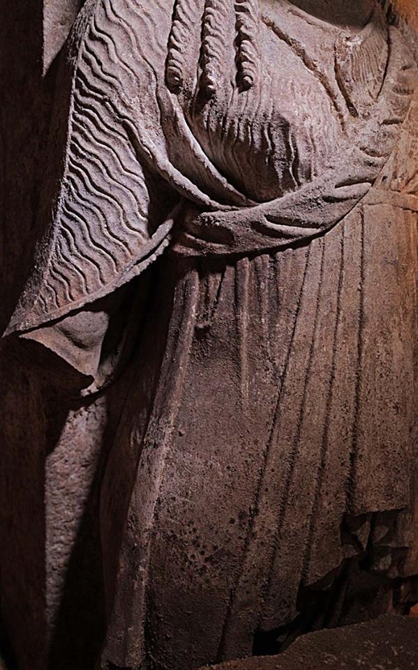 Τζήμερος: Χοντροκομμένα αγάλματα νεοπλουτίστικης αντίληψης οι Καρυάτιδες της Αμφίπολης - Φωτογραφία 2