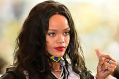 Δείτε τη Rihanna όπως δεν την έχετε ξαναδεί....[photos]
