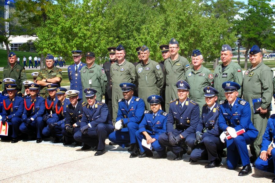 Συμμετοχή Αρχηγού ΓΕΑ στο Συμπόσιο Αρχηγών Αεροποριών του ΝΑΤΟ - Φωτογραφία 7