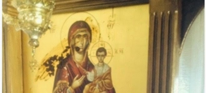 Νέα στοιχεία για τον ιερόσυλο της Κρήτης: Είναι νέος, μένει στο Ηράκλειο και καταλαμβάνεται από αμόκ όταν μπαίνει σε εκκλησία - Φωτογραφία 1