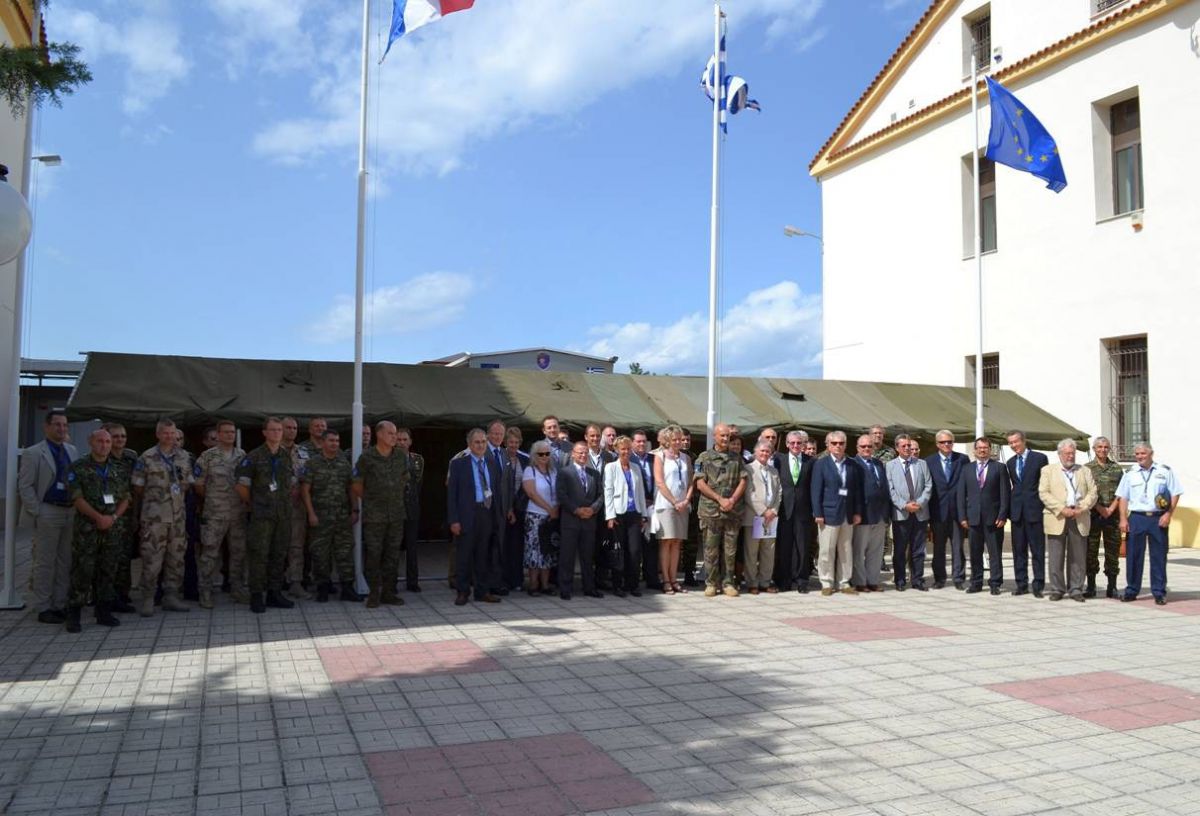 Στο Ευρωπαϊκό Στρατηγείο Λάρισας πρέσβεις και ΑΚΑΜ της Ε.Ε. - Φωτογραφία 2