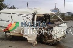 Ε.Ο. Πατρών-Πύργου: Αγροτικό χτύπησε μετωπικά με δύναμη σε κολώνα φωτισμού