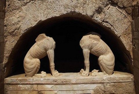 Γιατί βρήκε η Περιστέρη και όχι ο Λαζαρίδης τον τάφο της Αμφίπολης -Ο ρόλος του πρώην συζύγου της - Φωτογραφία 8