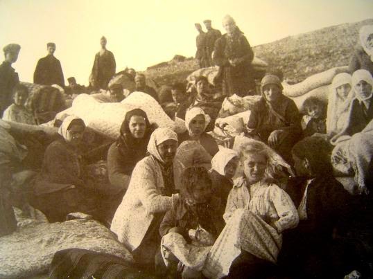 Σμύρνη, 13 Σεπτεμβρίου 1922: η γιγαντιαία επιχείρηση σωτηρίας των προσφύγων και μια πλαστογραφία - Φωτογραφία 4