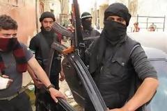 Αυτή είναι η γυναίκα που βομβαρδίζει τους τζιχαντιστές: Η πρώτη πιλότος των Ηνωμένων Αραβικών Εμιράτων... [photos]