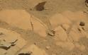 Curiosity: Βρήκε μια... μπάλα στην επιφάνεια του Άρη - Φωτογραφία 3