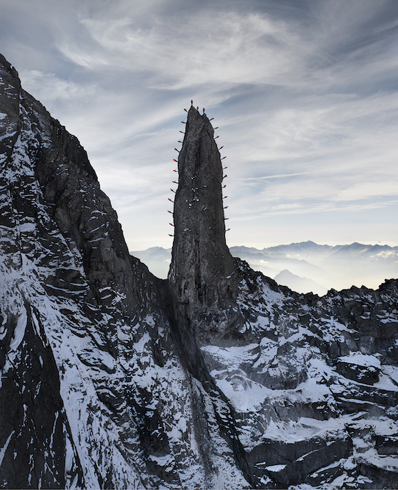 Εντυπωσιακοί σχηματισμοί ορειβατών στις Άλπεις! - Φωτογραφία 4