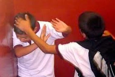 Αγρίνιο: Μαθητές έσυραν 10χρονο στην τουαλέτα και τον χτύπησαν στα γεννητικά όργανα - Φωτογραφία 1