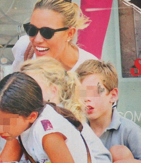 Η Βίκυ Καγιά σε ευτυχισμένες στιγμές με τα παιδιά του συζύγου της! [photo] - Φωτογραφία 2