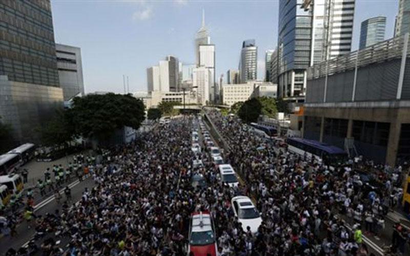 Στο Χονγκ Κονγκ, οι διαδηλωτές δηλώνουν αποφασισμένοι να κάνουν το Πεκίνο να υποχωρήσει - Φωτογραφία 1
