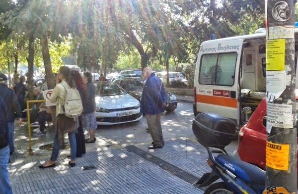 Απίστευτη Τραγωδία στη Θεσσαλονίκη- Πέθανε ο άντρας που λιποθύμησε ενώ περίμενε να πληρώσει τον ΕΝΦΙΑ – Σπαρακτικές σκηνές στο νοσοκομείο! - Φωτογραφία 1