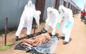 «Αναστήθηκε» θύμα του Έμπολα που ήταν επί μέρες αφημένο στο δρόμο - Φωτογραφία 4