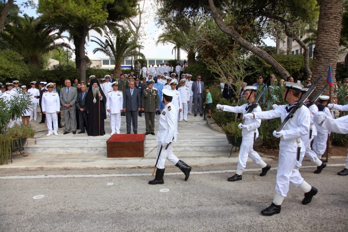 Στην ορκωμοσία των νεοκαταταγέντων Ναυτικών Δοκίμων ο ΥΦΕΘΑ Ιωάννης Λαμπρόπουλος - Φωτογραφία 10