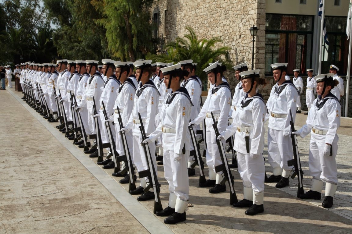 Στην ορκωμοσία των νεοκαταταγέντων Ναυτικών Δοκίμων ο ΥΦΕΘΑ Ιωάννης Λαμπρόπουλος - Φωτογραφία 3