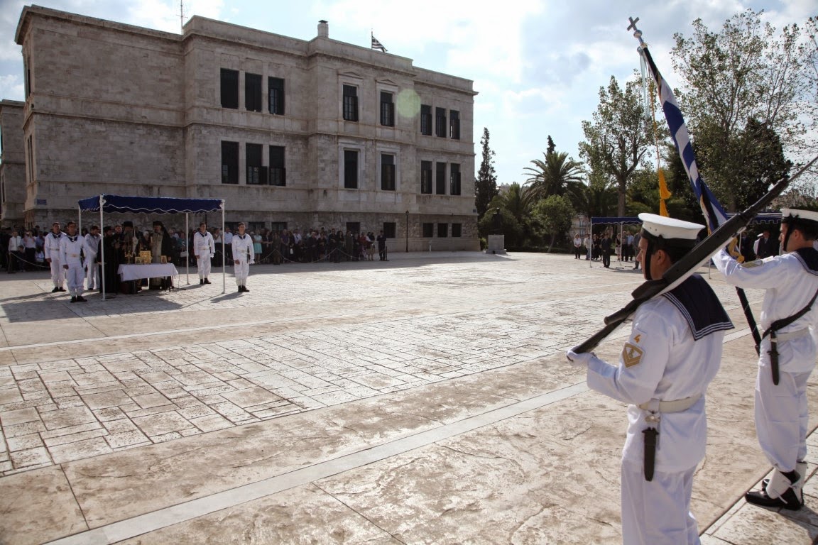 Στην ορκωμοσία των νεοκαταταγέντων Ναυτικών Δοκίμων ο ΥΦΕΘΑ Ιωάννης Λαμπρόπουλος - Φωτογραφία 7