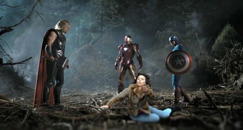 Η Scarlett Johansson έπεσε… και το Internet ανέλαβε δράση! - Φωτογραφία 8