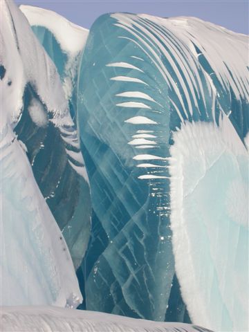 Παγωμένο… κύμα στην Ανταρκτική! - Φωτογραφία 3