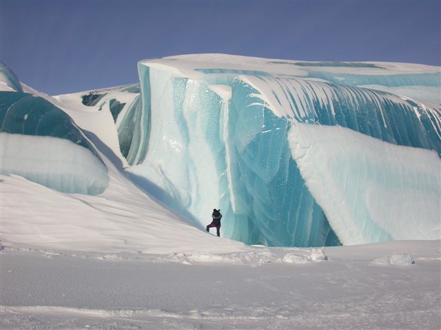 Παγωμένο… κύμα στην Ανταρκτική! - Φωτογραφία 5
