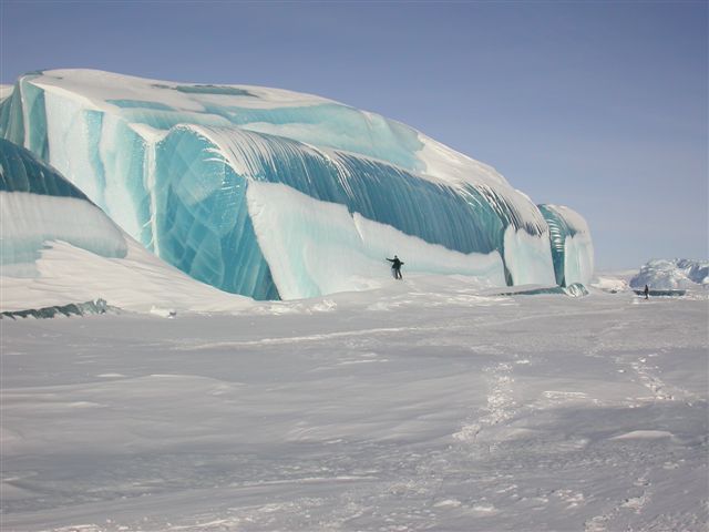 Παγωμένο… κύμα στην Ανταρκτική! - Φωτογραφία 7