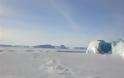 Παγωμένο… κύμα στην Ανταρκτική! - Φωτογραφία 12