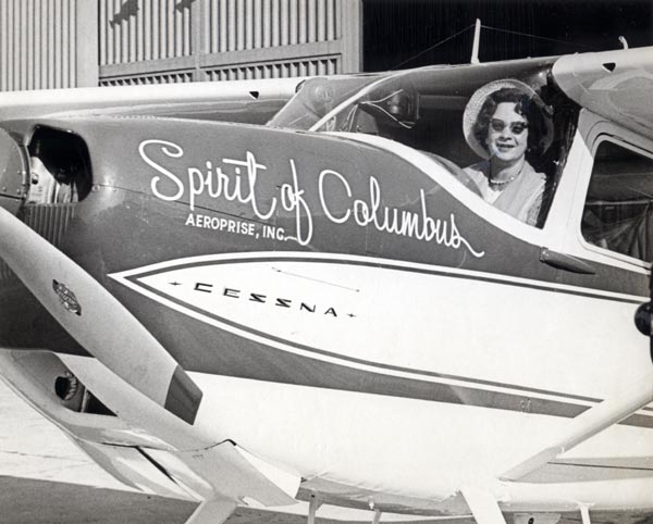 Η ιστορία που θα σας αφήσει με το στόμα ανοιχτό: Η τελευταία πτήση της πρώτης γυναίκας που έκανε μόνη της το γύρο του κόσμου...[photos] - Φωτογραφία 2