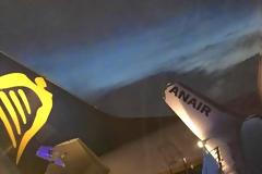 Τρόμος στο έδαφος - Δύο αεροσκάφη της Ryanair συγκρούστηκαν μεταξύ τους στο αεροδρόμιο του Δουβλίνου