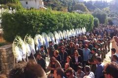 Πάτρα: Ράγισαν και οι πέτρες στην κηδεία του 19χρονου Φώτη Ανδρικόπουλου - Δείτε φωτο