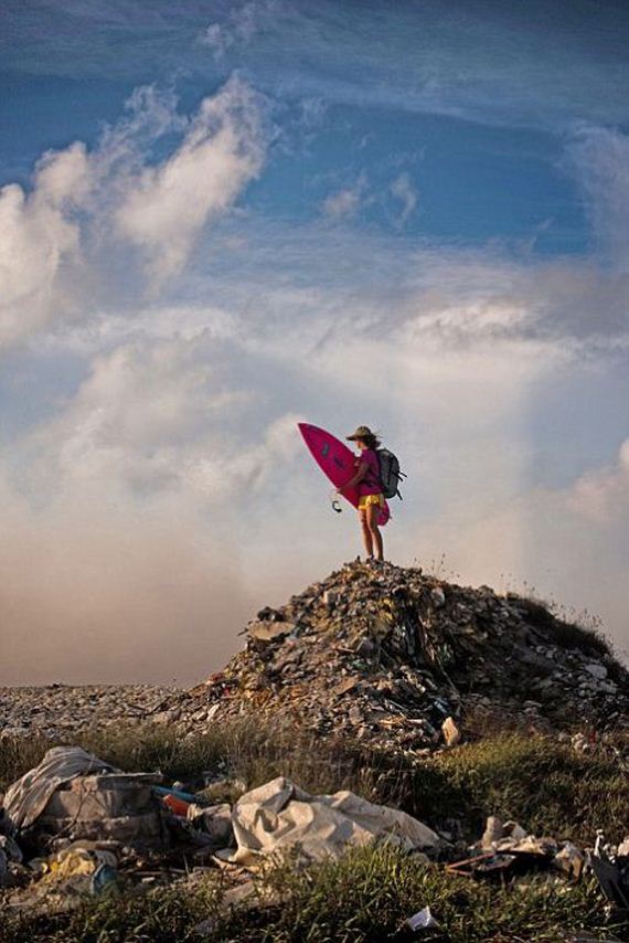 Ποζάροντας στο νησί των σκουπιδιών - Φωτογραφία 9