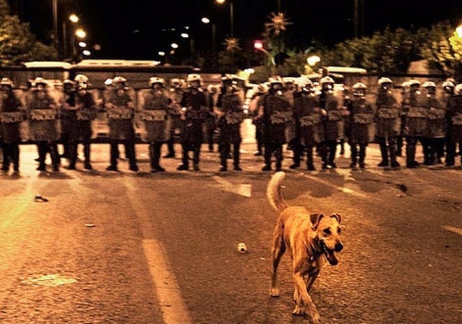 «Έσβησε» ο θρυλικός «Λουκάνικος»... [photos] - Φωτογραφία 3