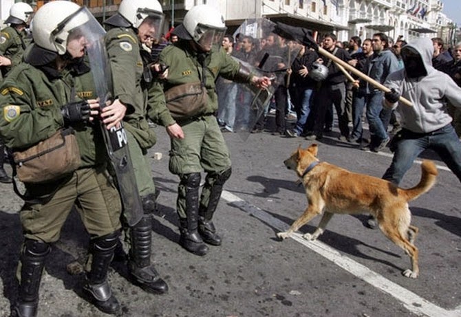 «Έσβησε» ο θρυλικός «Λουκάνικος»... [photos] - Φωτογραφία 5