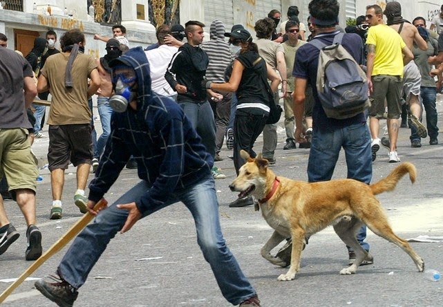 «Έσβησε» ο θρυλικός «Λουκάνικος»... [photos] - Φωτογραφία 6