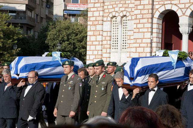 Δάκρυσε ολόκληρη η Ελλάδα λέγοντας ΑΝΤΙΟ στα παλικάρια της... Φωτογραφικό υλικό που ραγίζει καρδιές! [photos] - Φωτογραφία 3