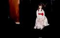 Μια κακόγουστη εφιαλτική φάρσα: Η σατανική κούκλα που έχει κάνει το Διαδίκτυο να παγώσει